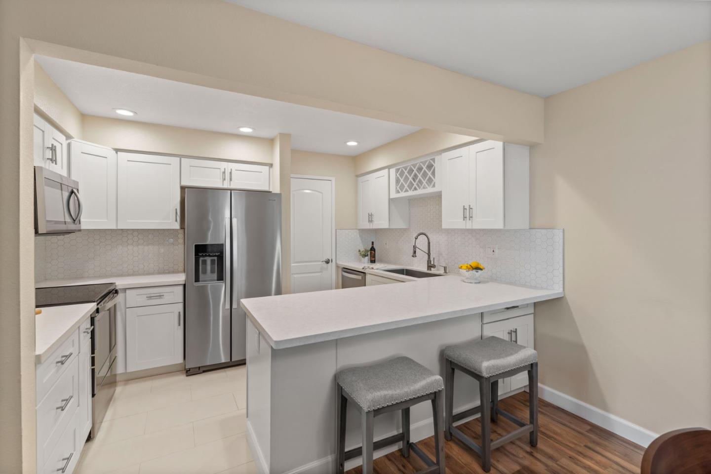 5518 Sean CIR 46