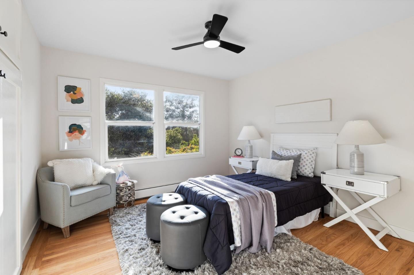 1136 Ladera WAY