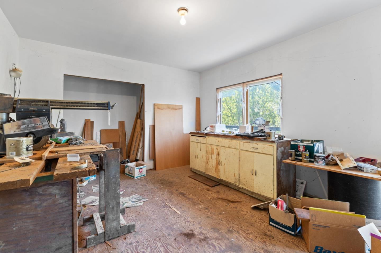 19 Tiara CT