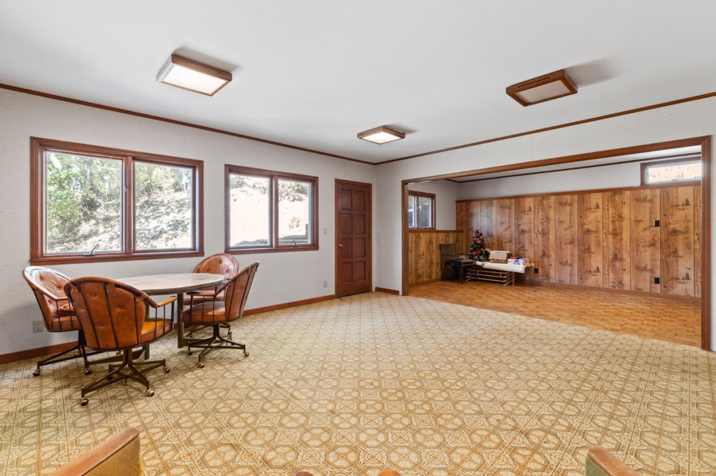19 Tiara CT