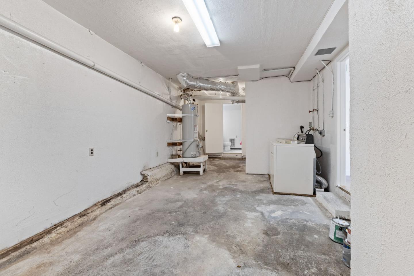 176 Goethe ST