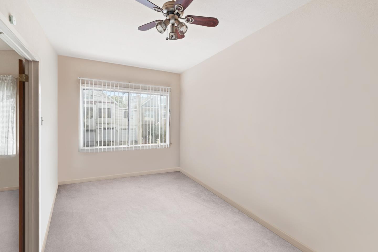 176 Goethe ST