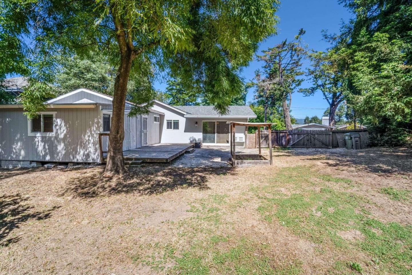 21513 Betty Ann CT