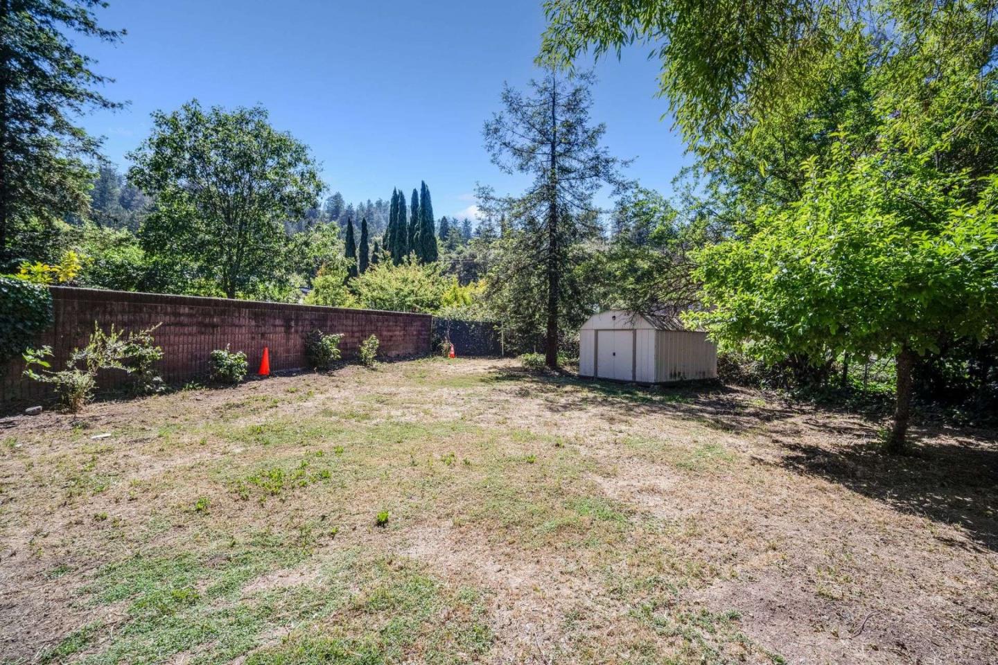 21513 Betty Ann CT