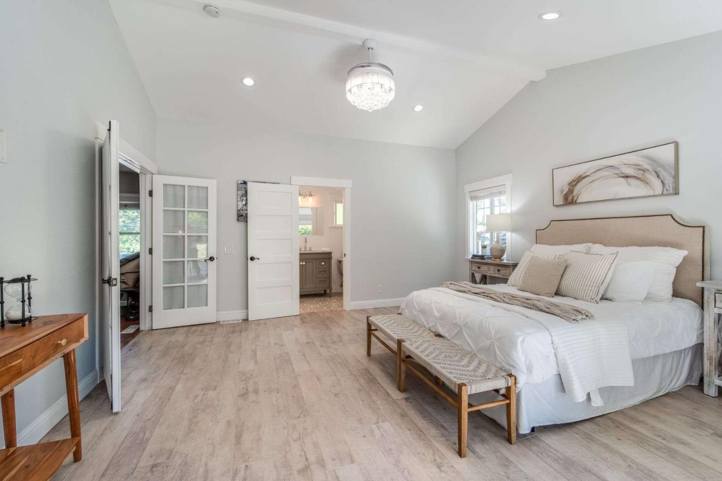 21513 Betty Ann CT
