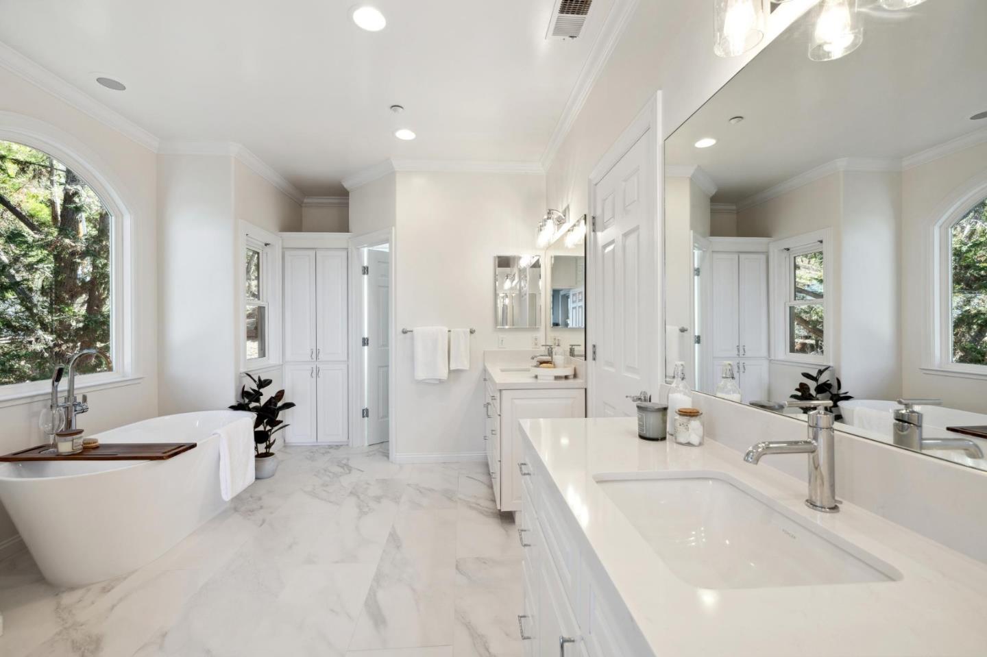 578 Hillside RD