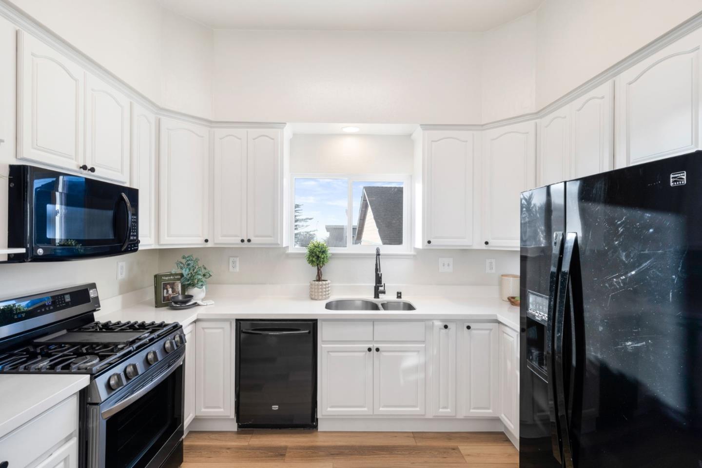 214 Clifton RD