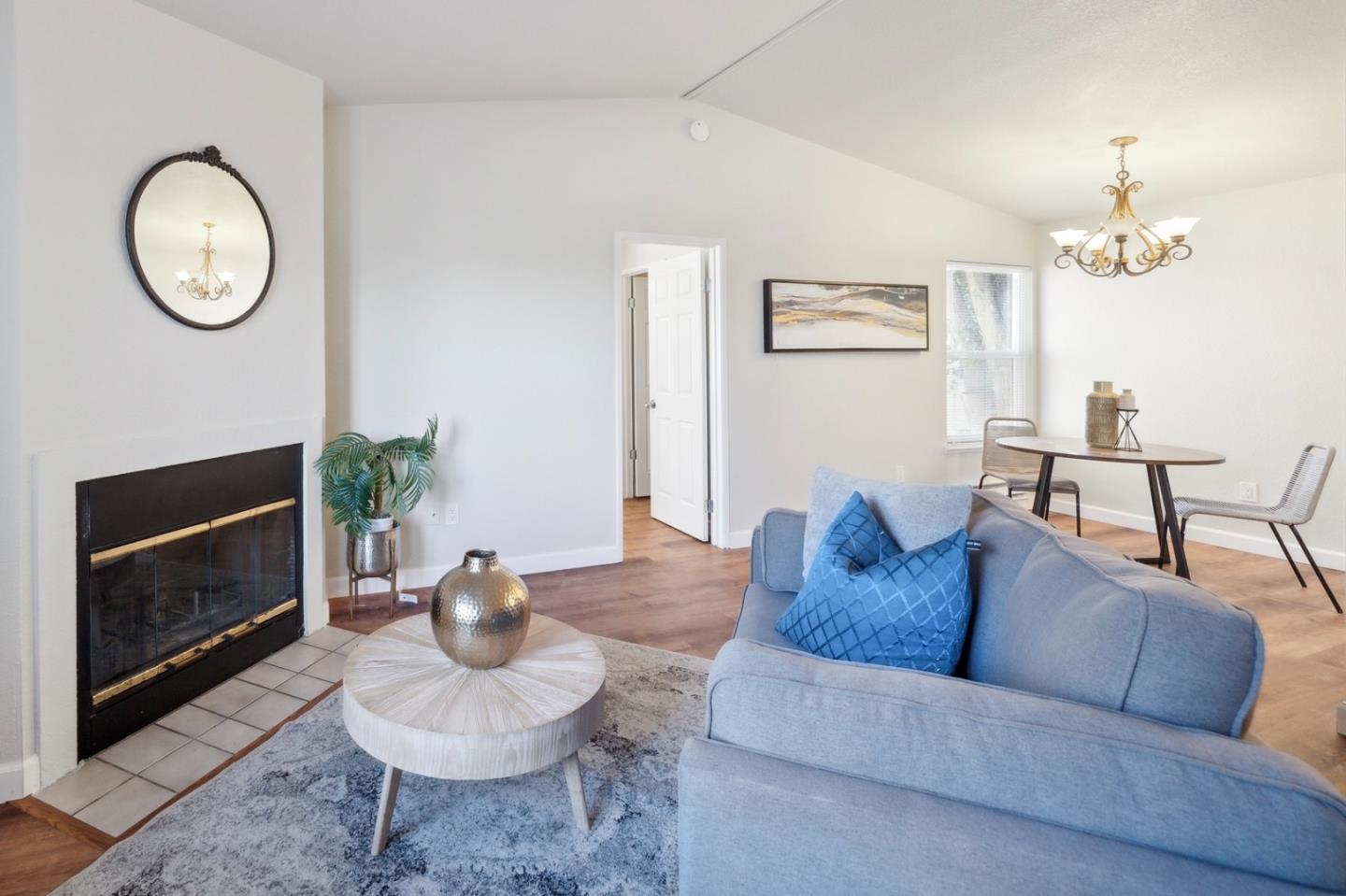 7 Lancaster CIR 233