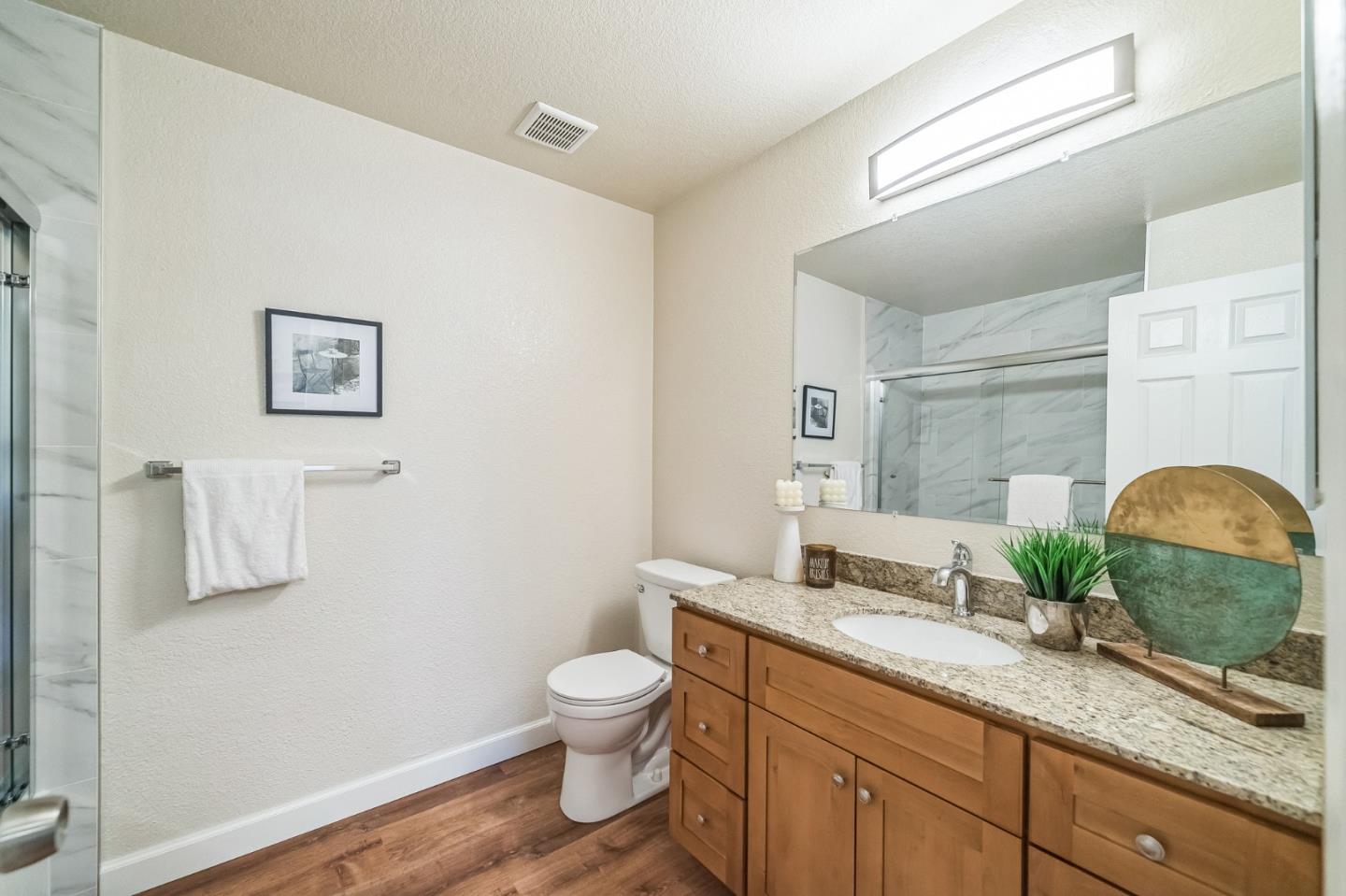7 Lancaster CIR 233