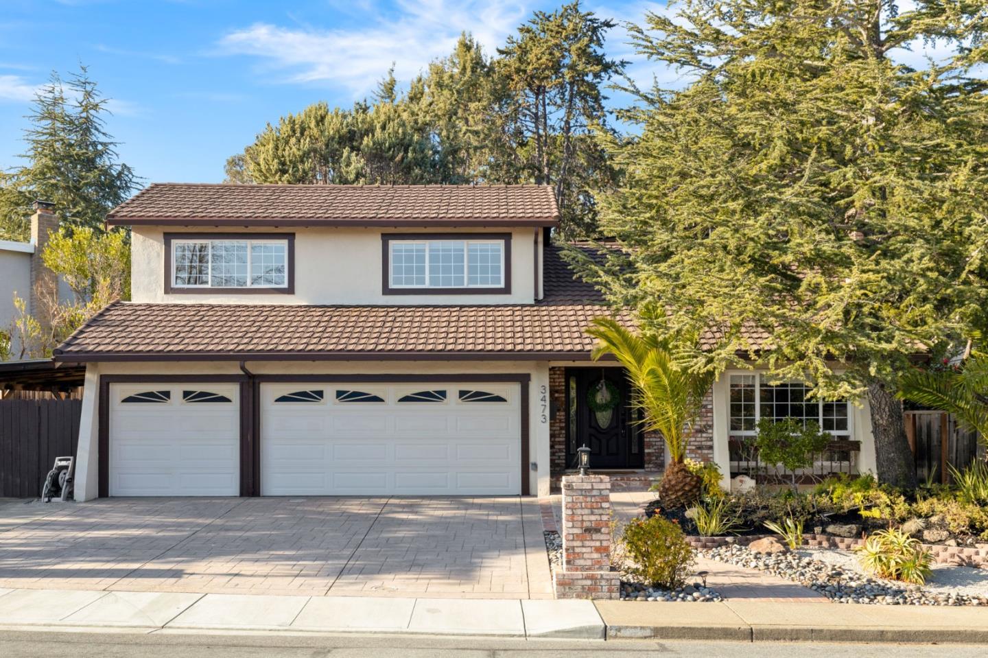 3473 La Mesa DR