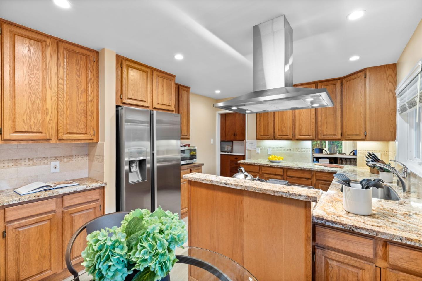 1531 Escondido WAY