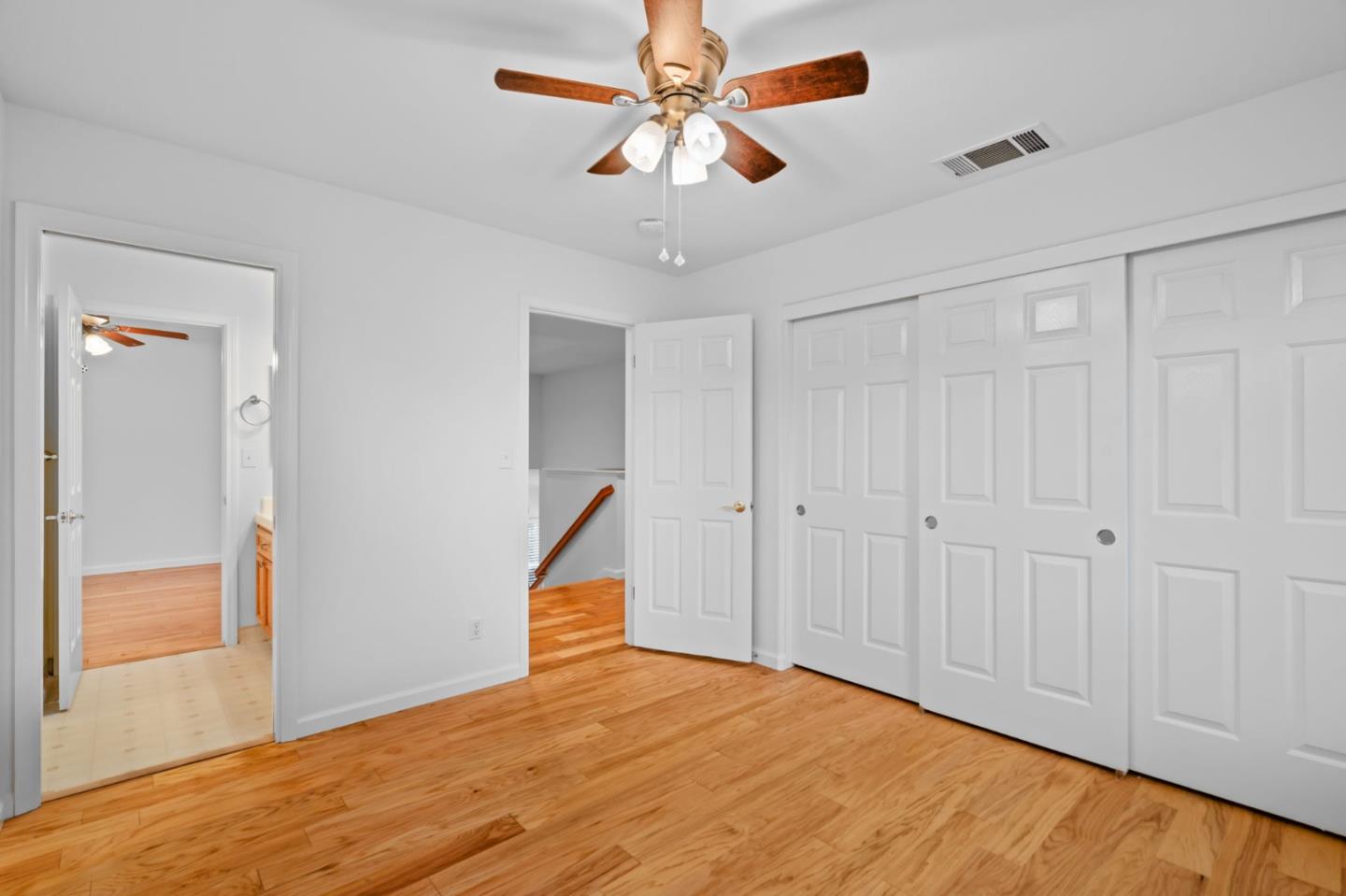 5752 Emily CT