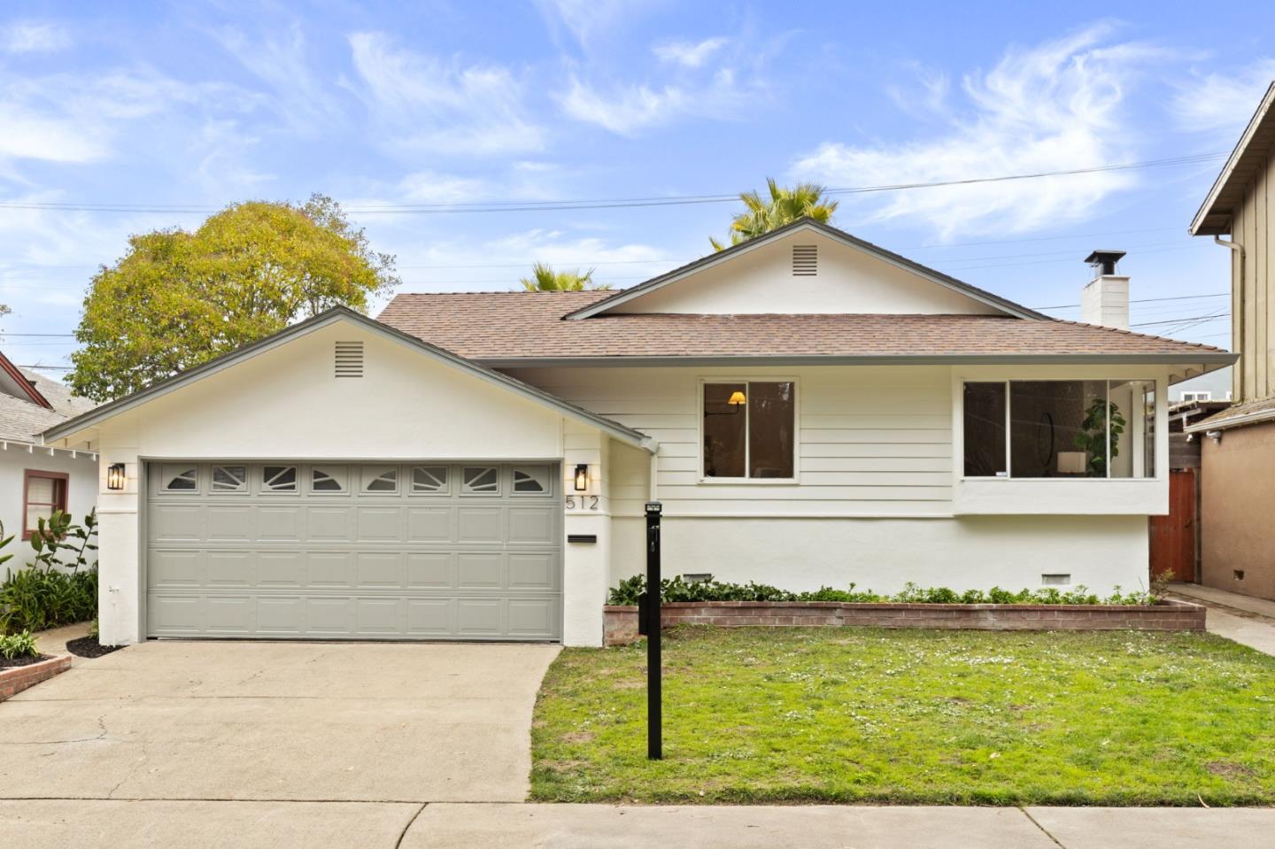 512 Skyline BLVD