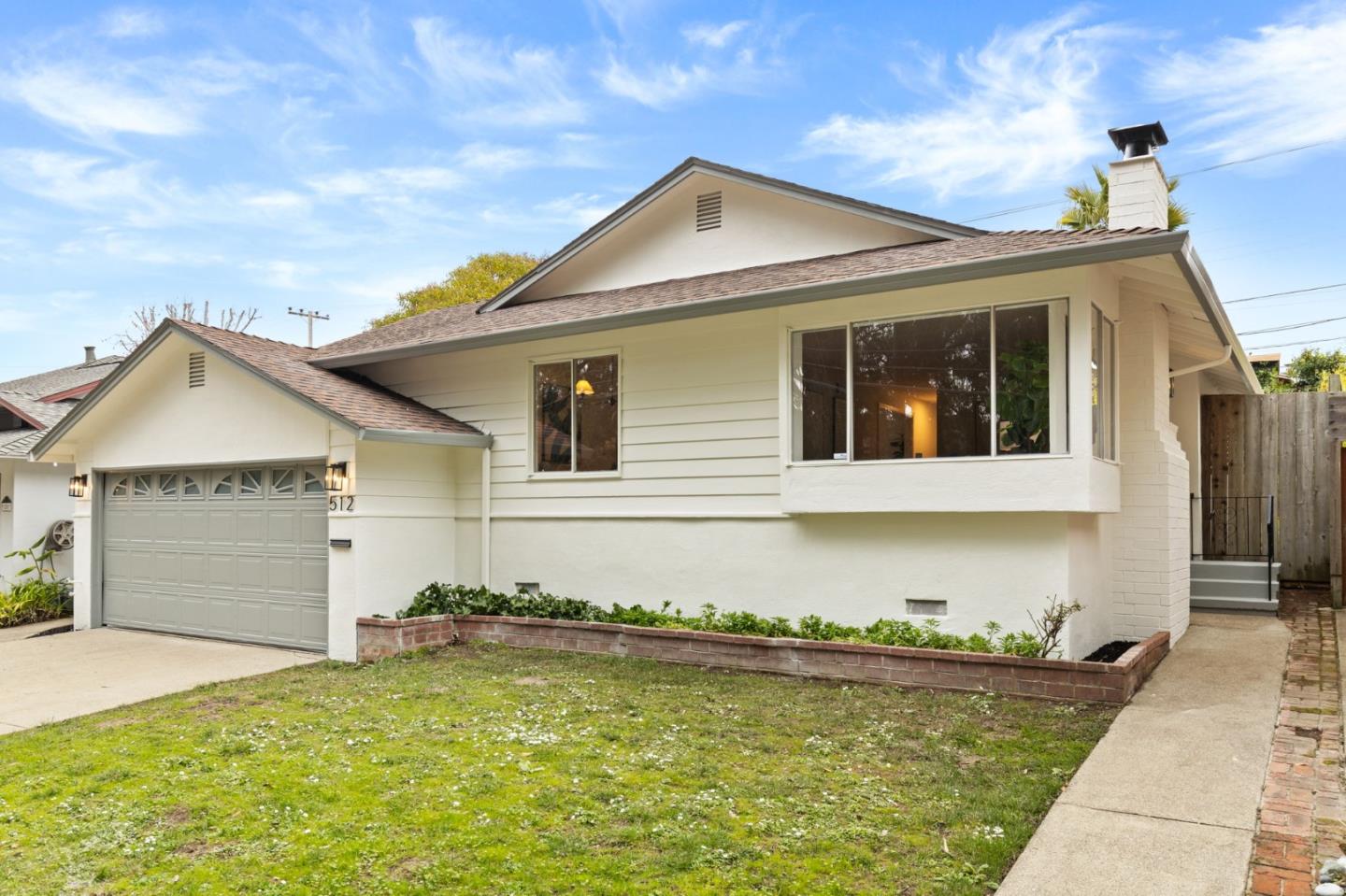 512 Skyline BLVD