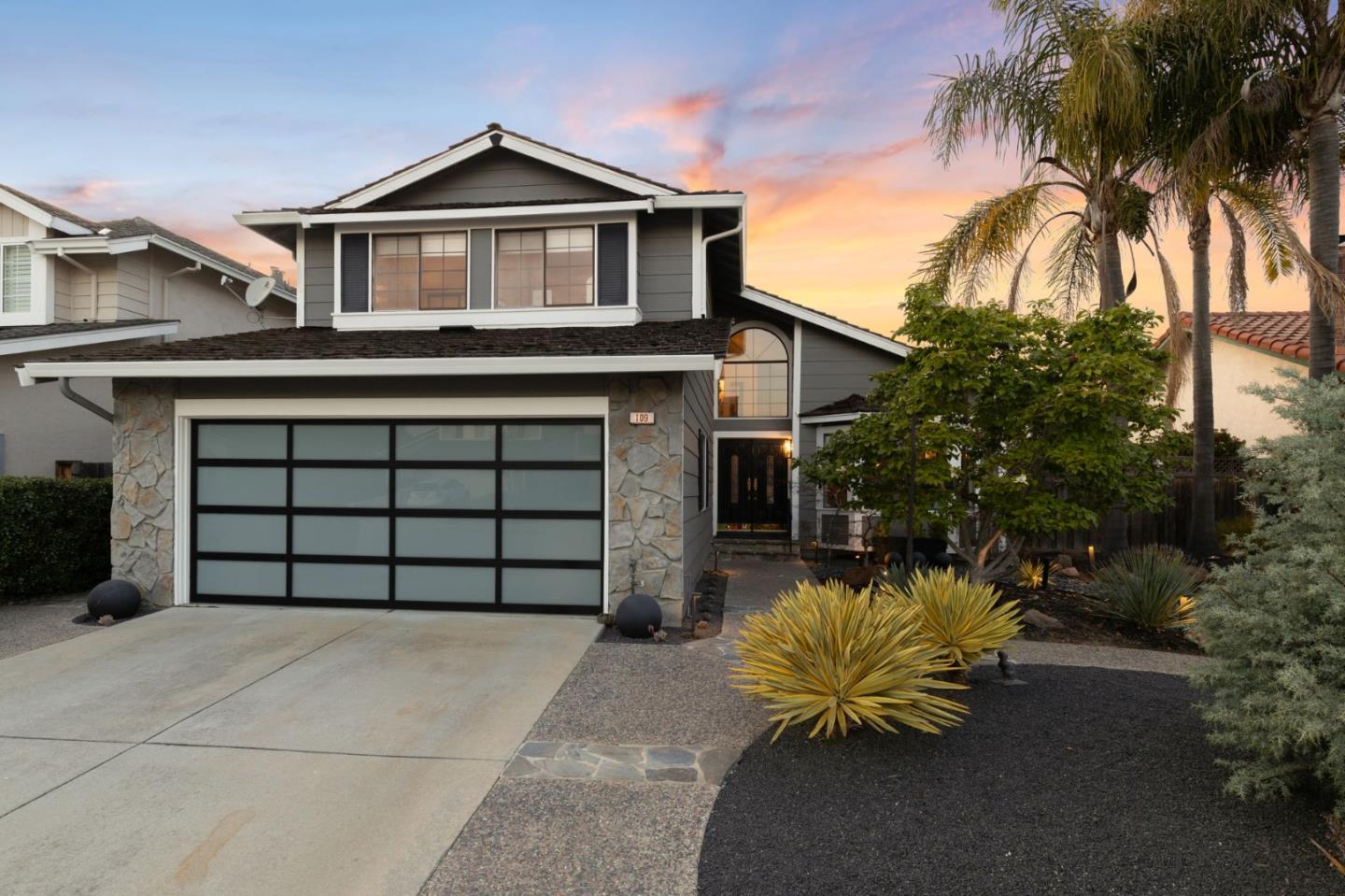 109 Seagate DR
