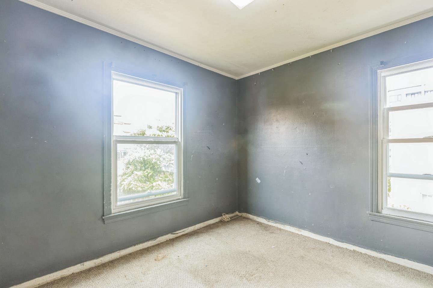 233 Village WAY