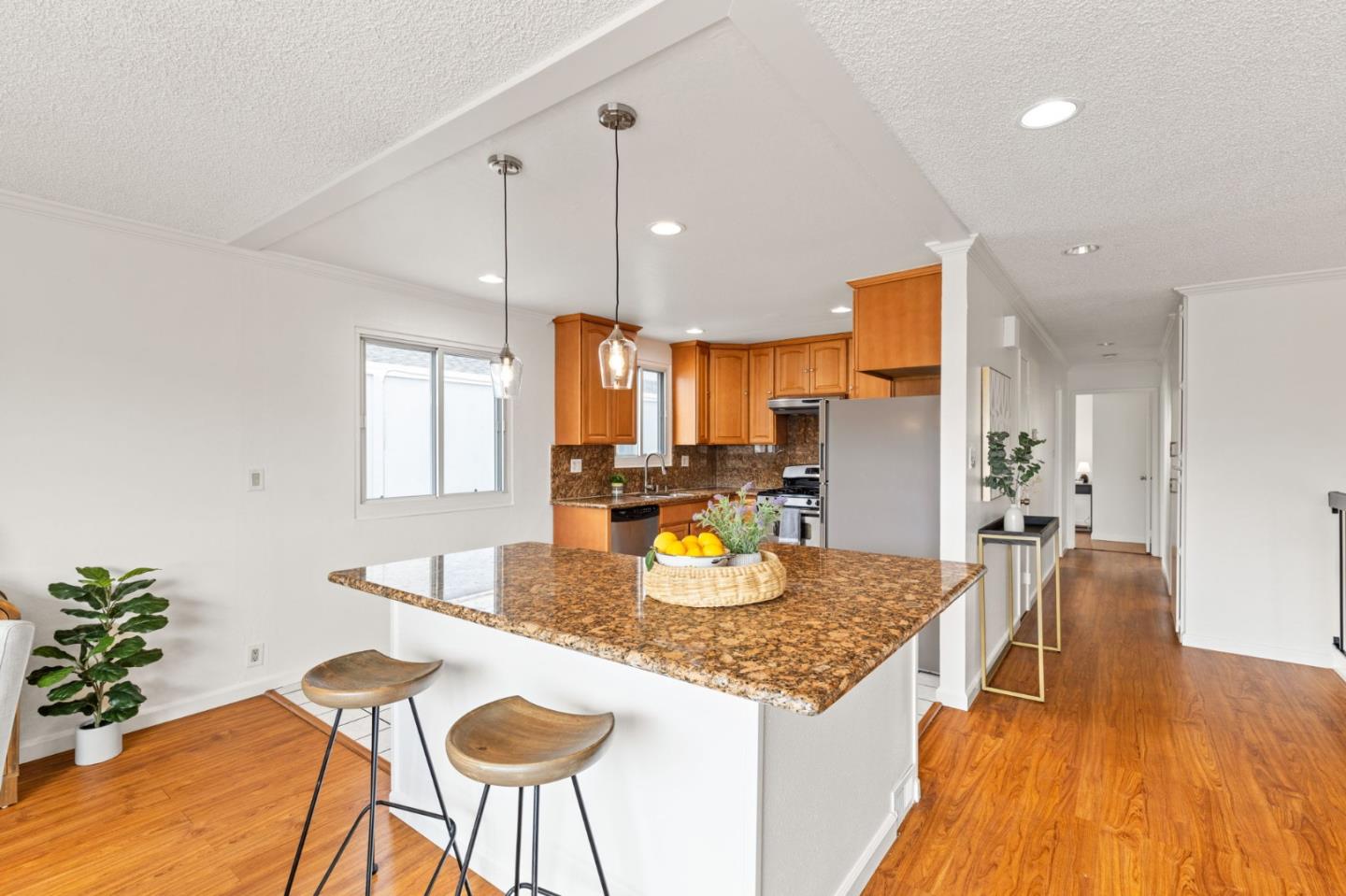 53 Lycett CIR