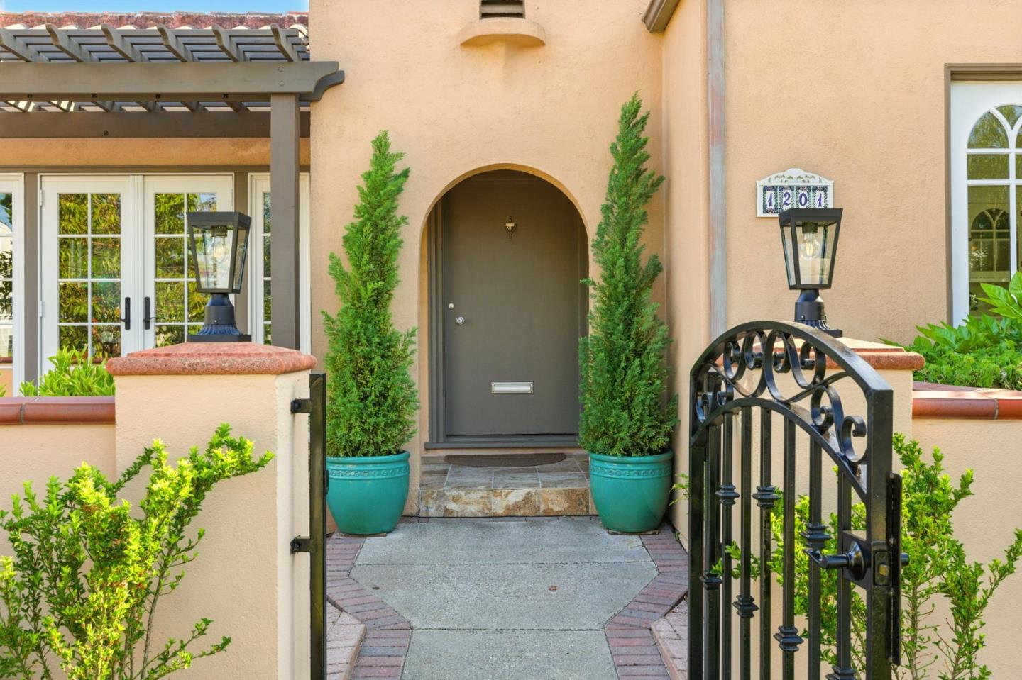 1201 Bernal AVE
