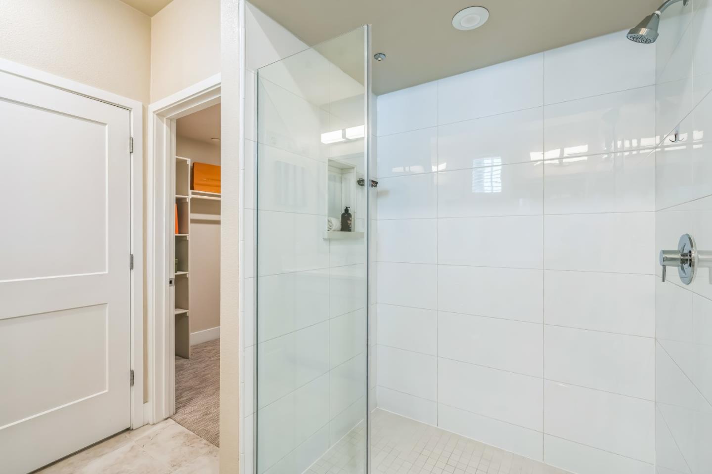 45049 Challenge CMN 203