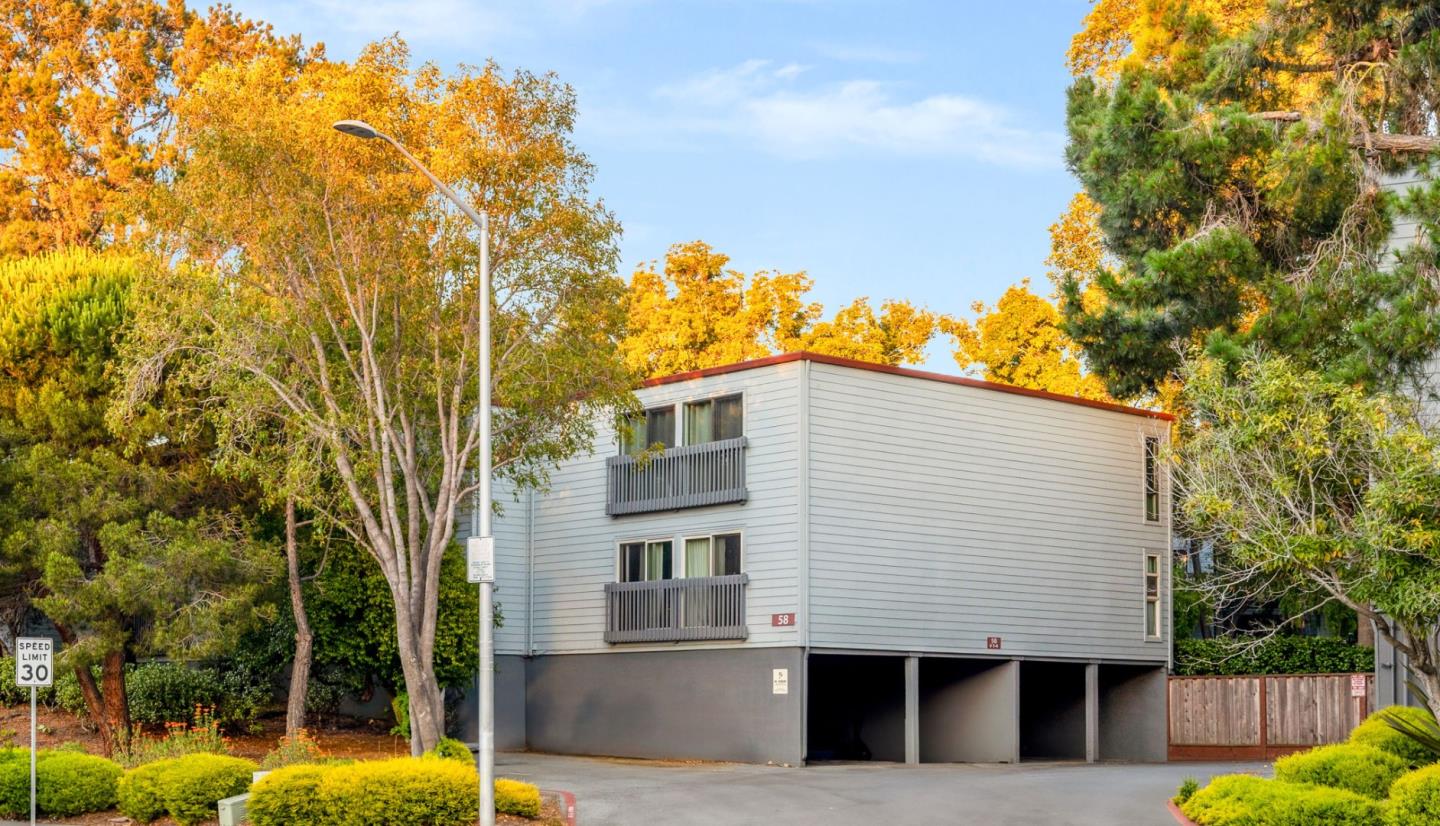 58 Laurie Meadows Drive 3