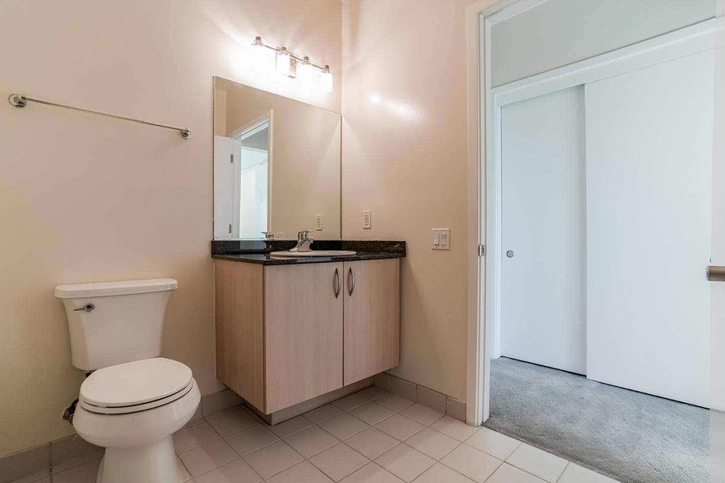 1 Mandalay 1701