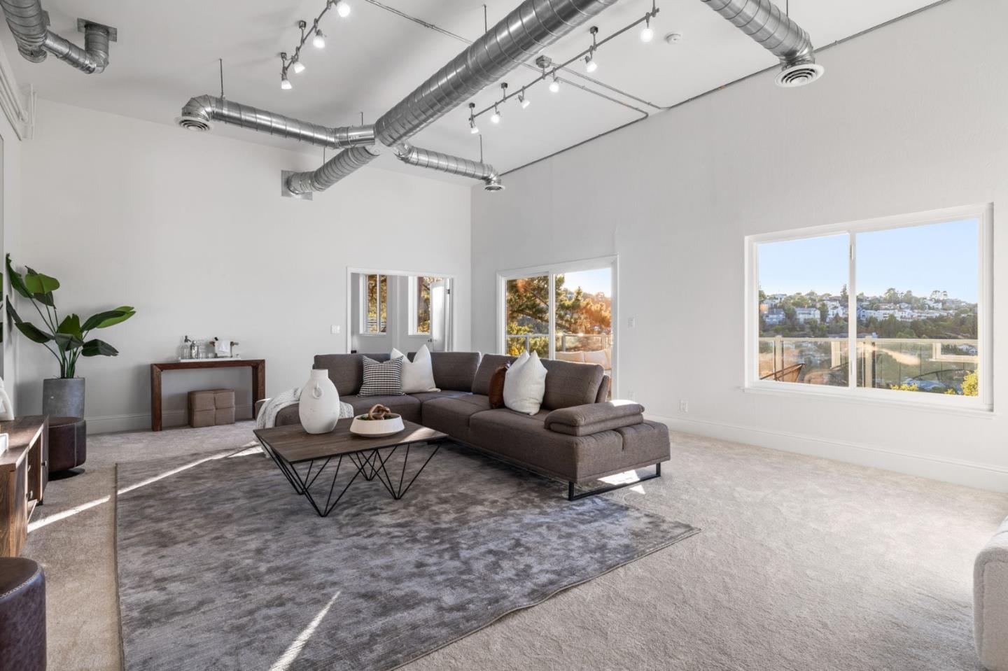 162 Coronado Avenue