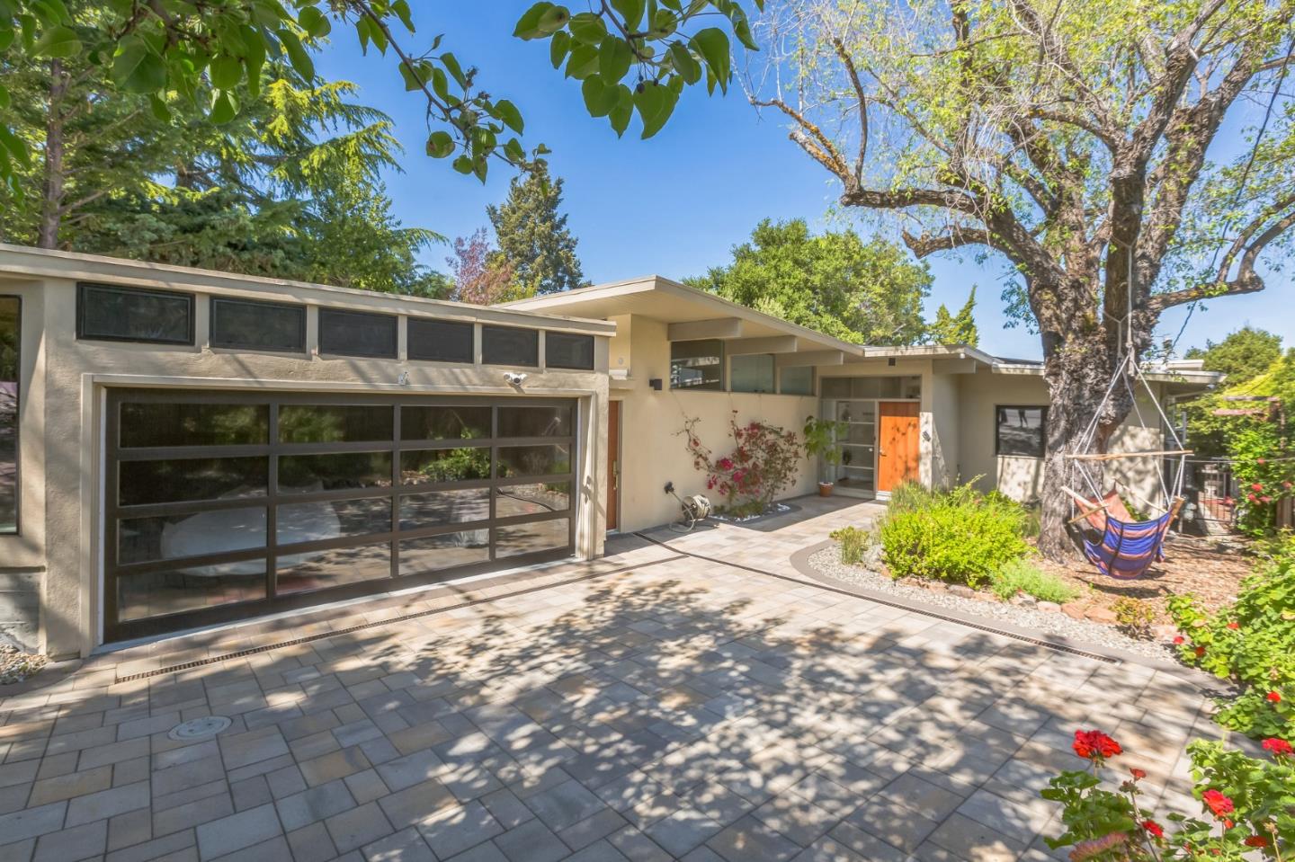 777 Bayview Way