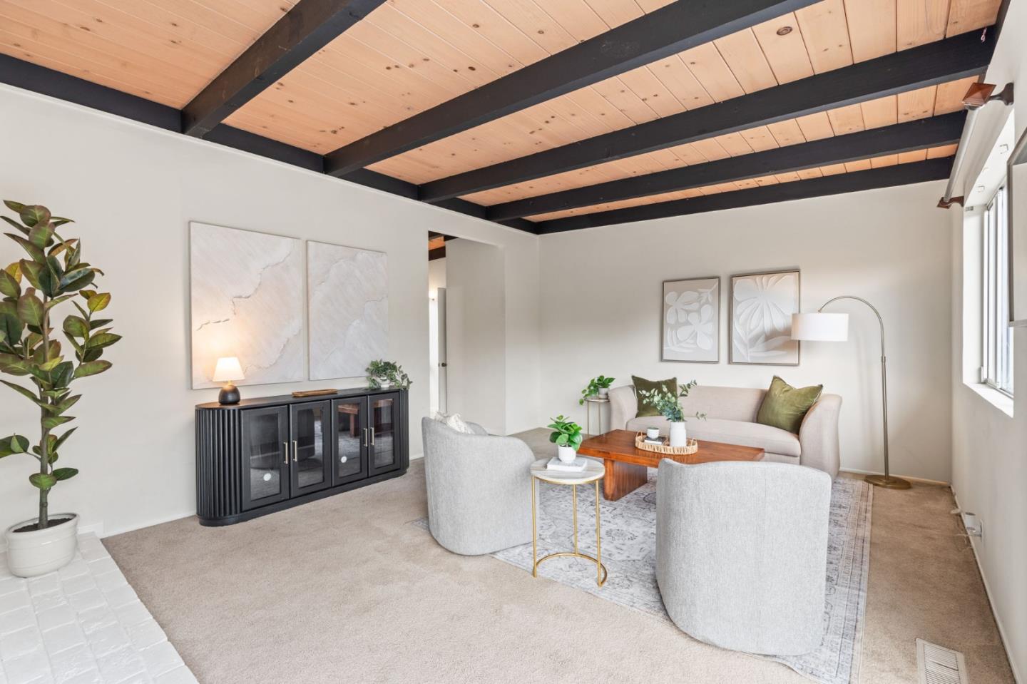 835 Mosswood Lane