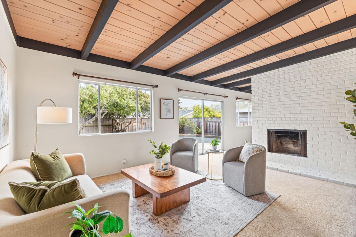 835 Mosswood Lane