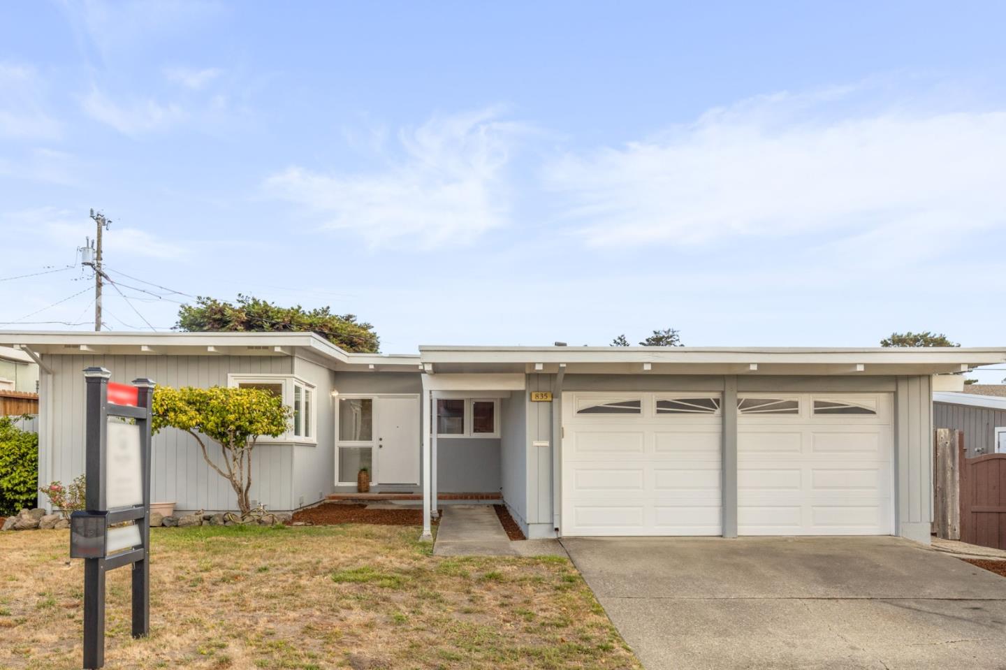 835 Mosswood Lane