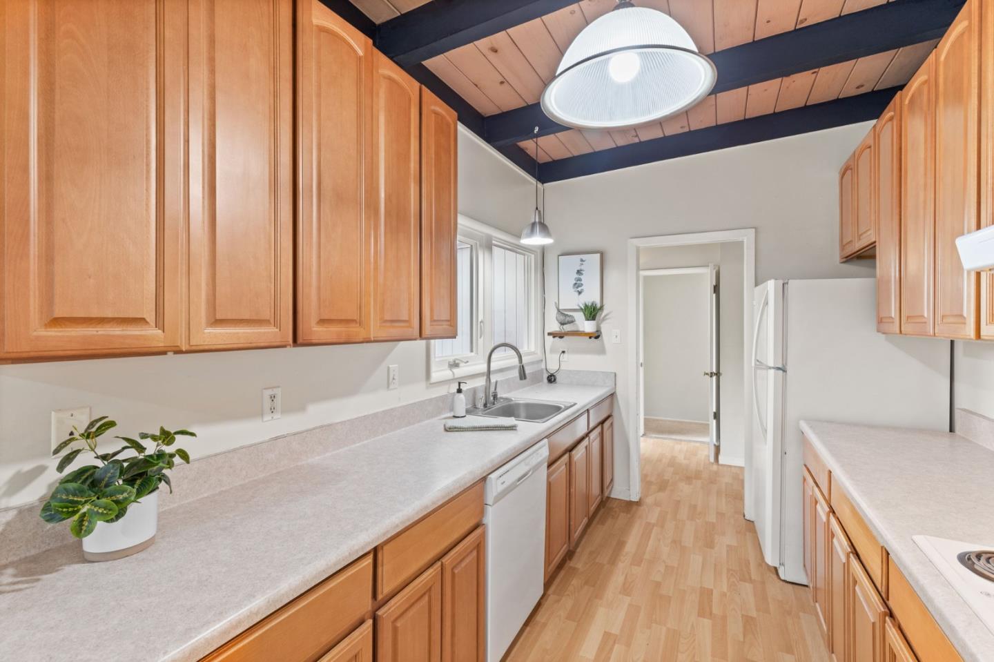 835 Mosswood Lane