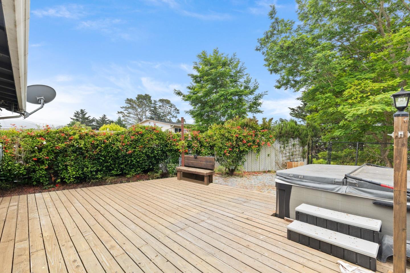 1138 Manzanita Drive