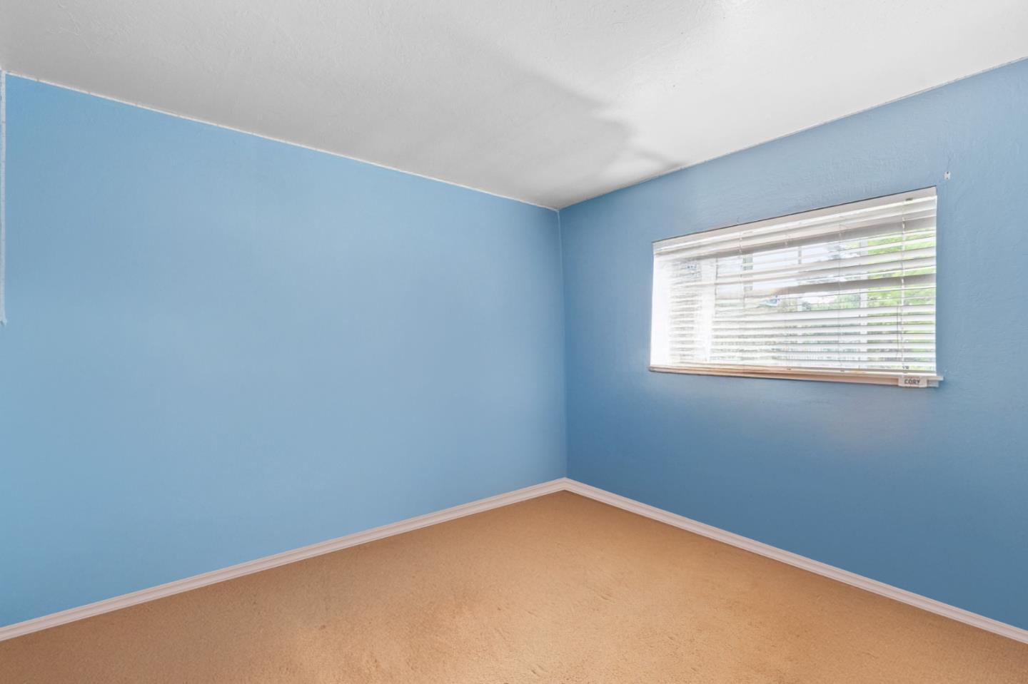 1138 Manzanita Drive