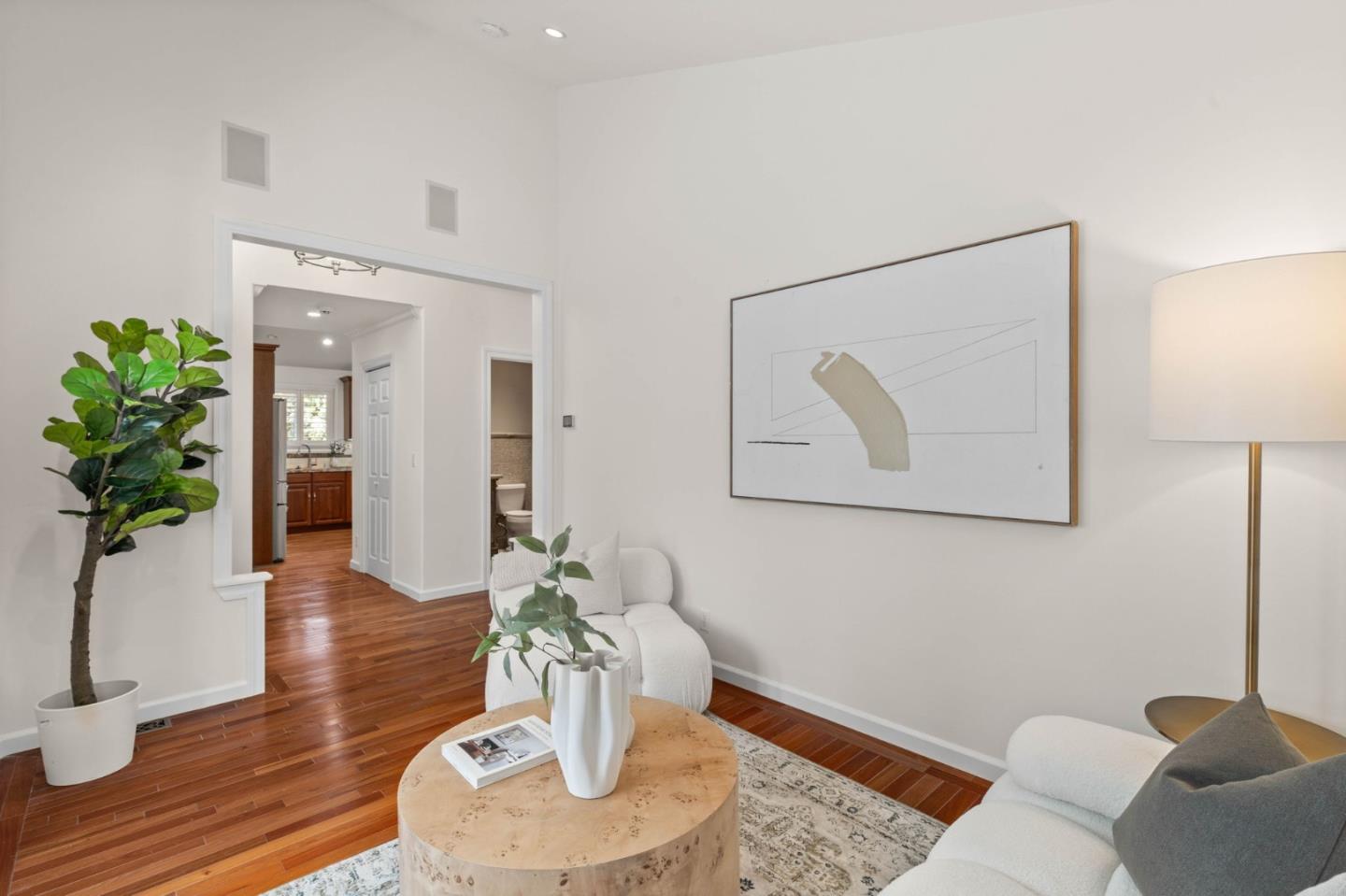 875 Sunset Drive