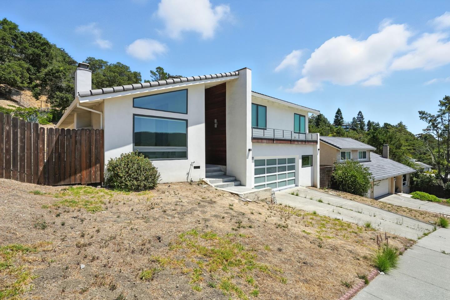 1281 Crestview Drive