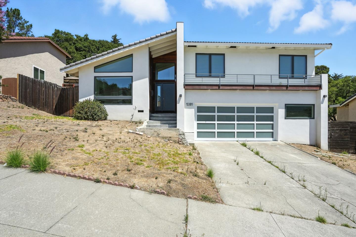 1281 Crestview Drive