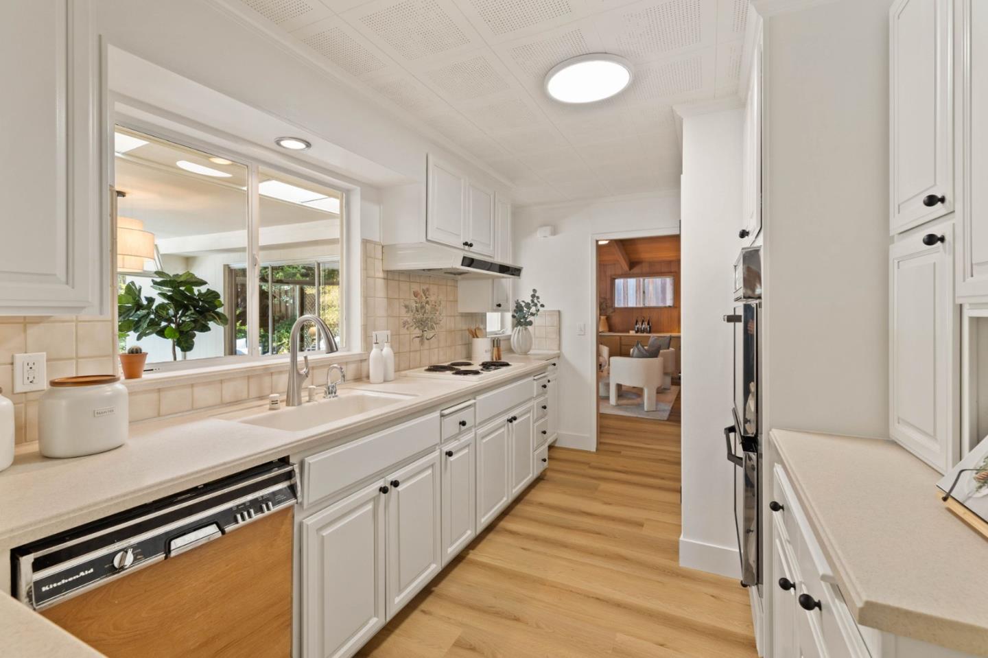 2605 Graceland Avenue