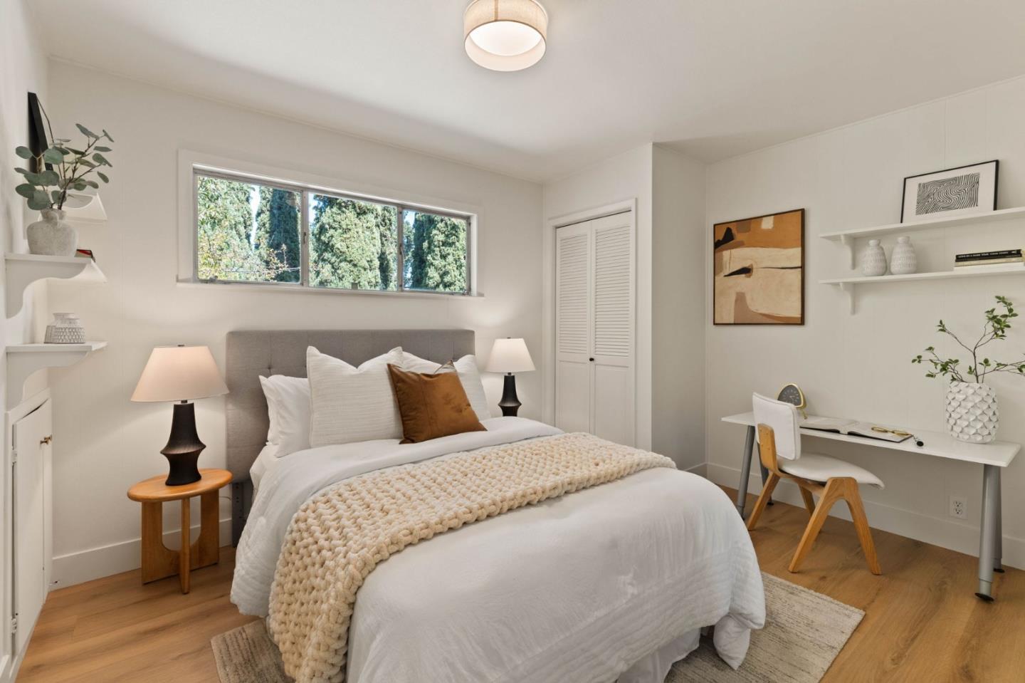 2605 Graceland Avenue