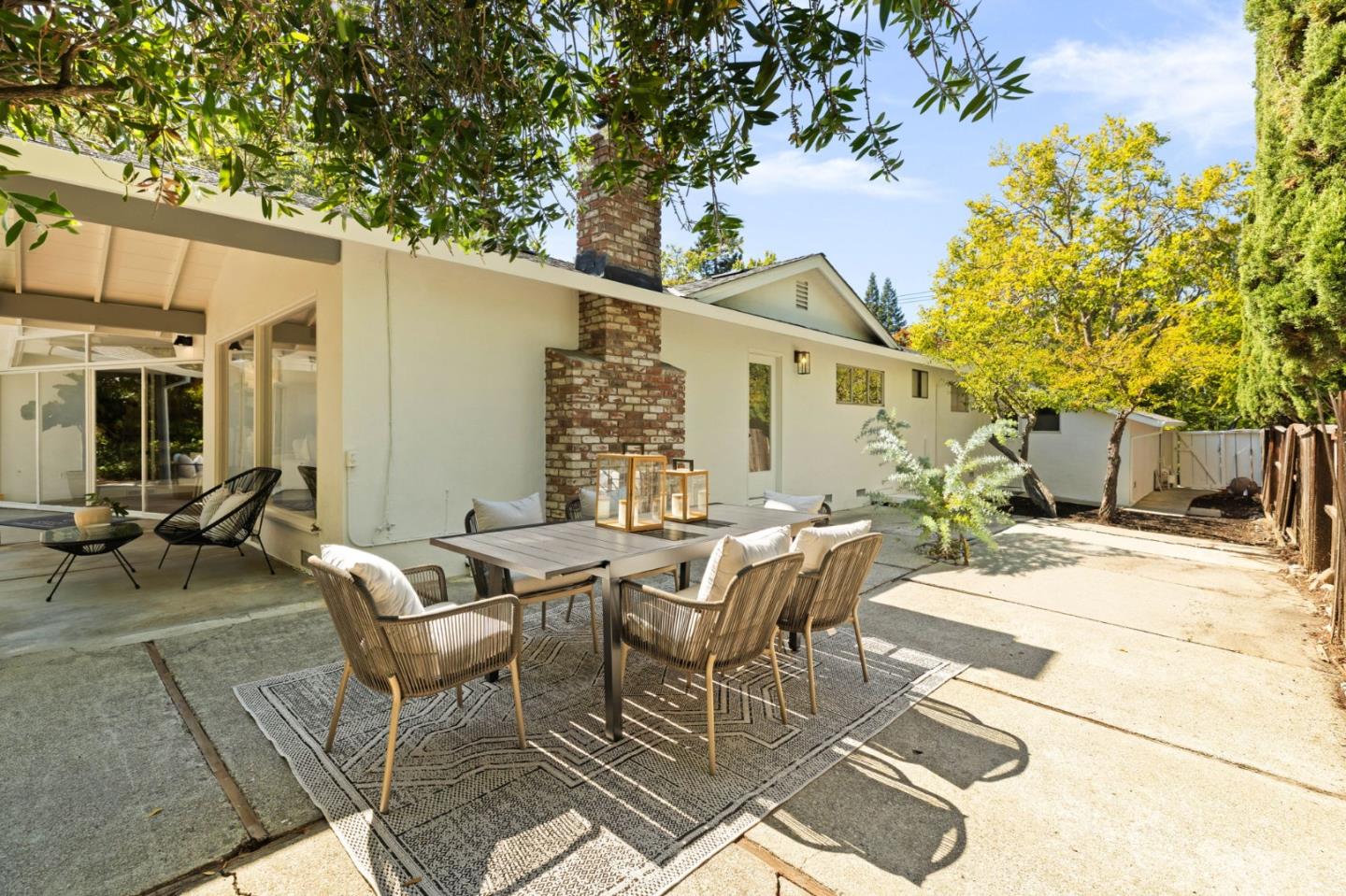 2605 Graceland Avenue