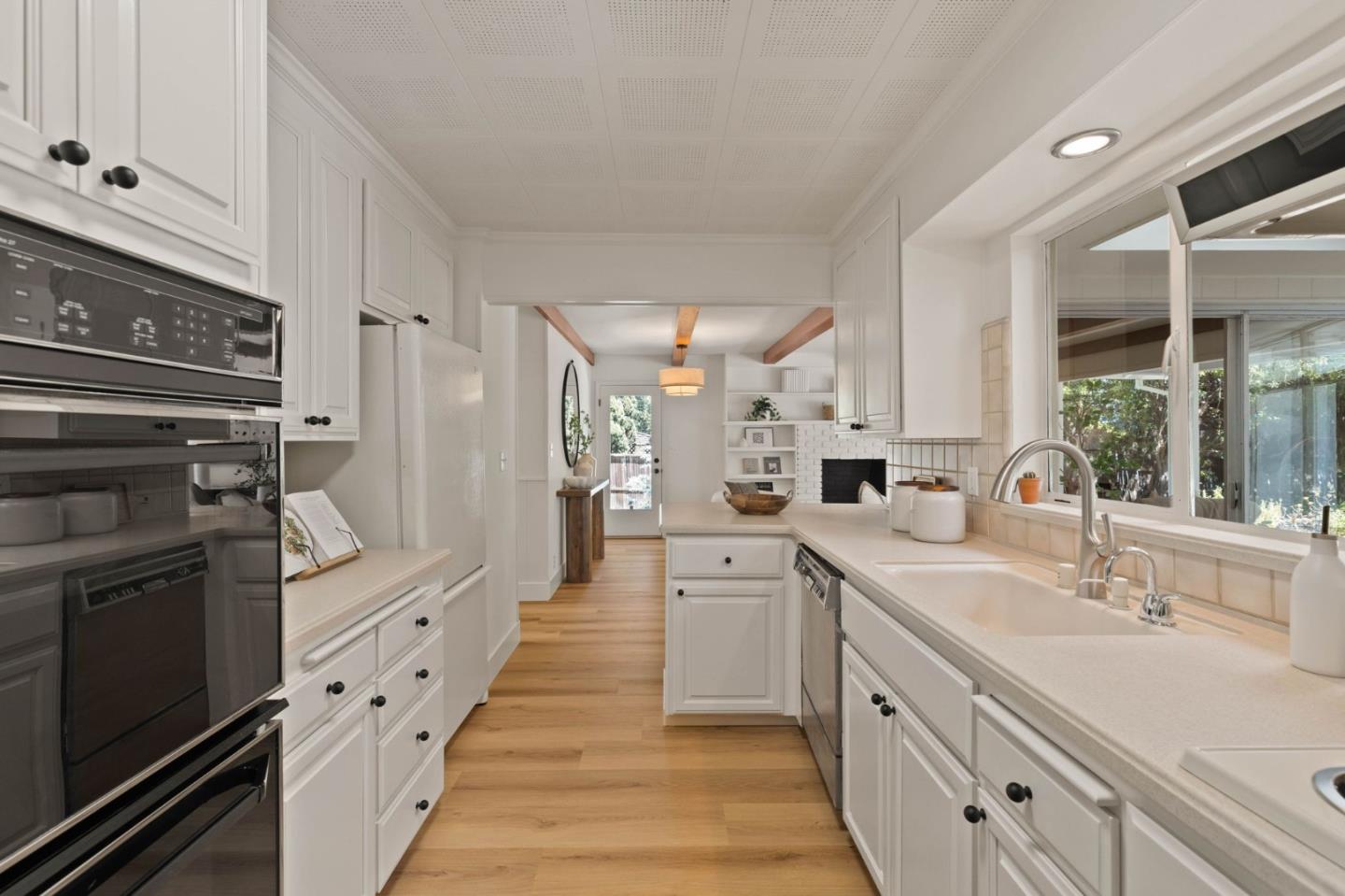 2605 Graceland Avenue