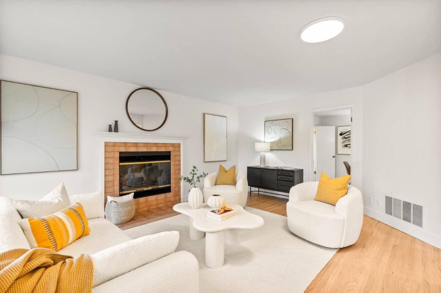 416 Crest Drive