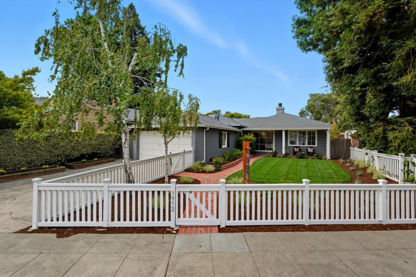 1912 Saint Francis Way