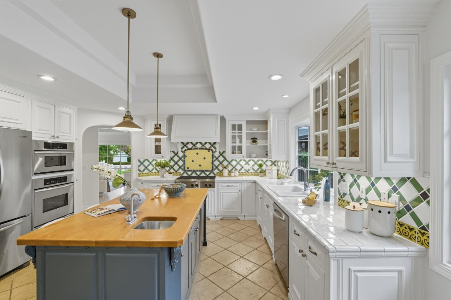 1912 Saint Francis Way