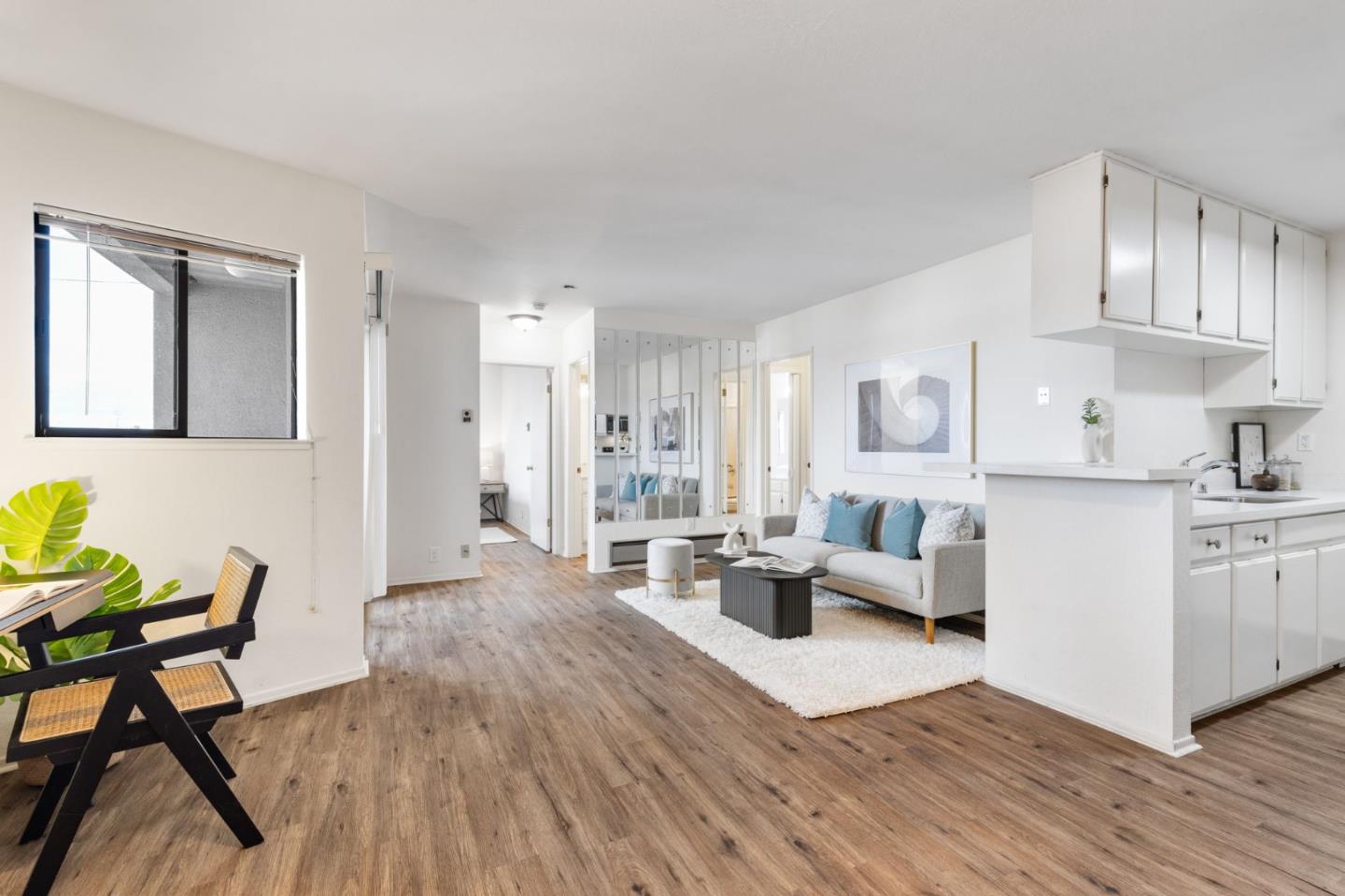 1090 Main Street 401