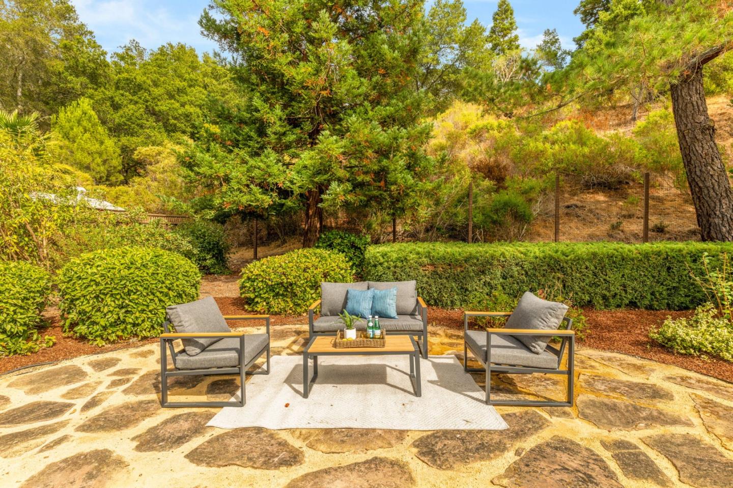 115 Crestview Court