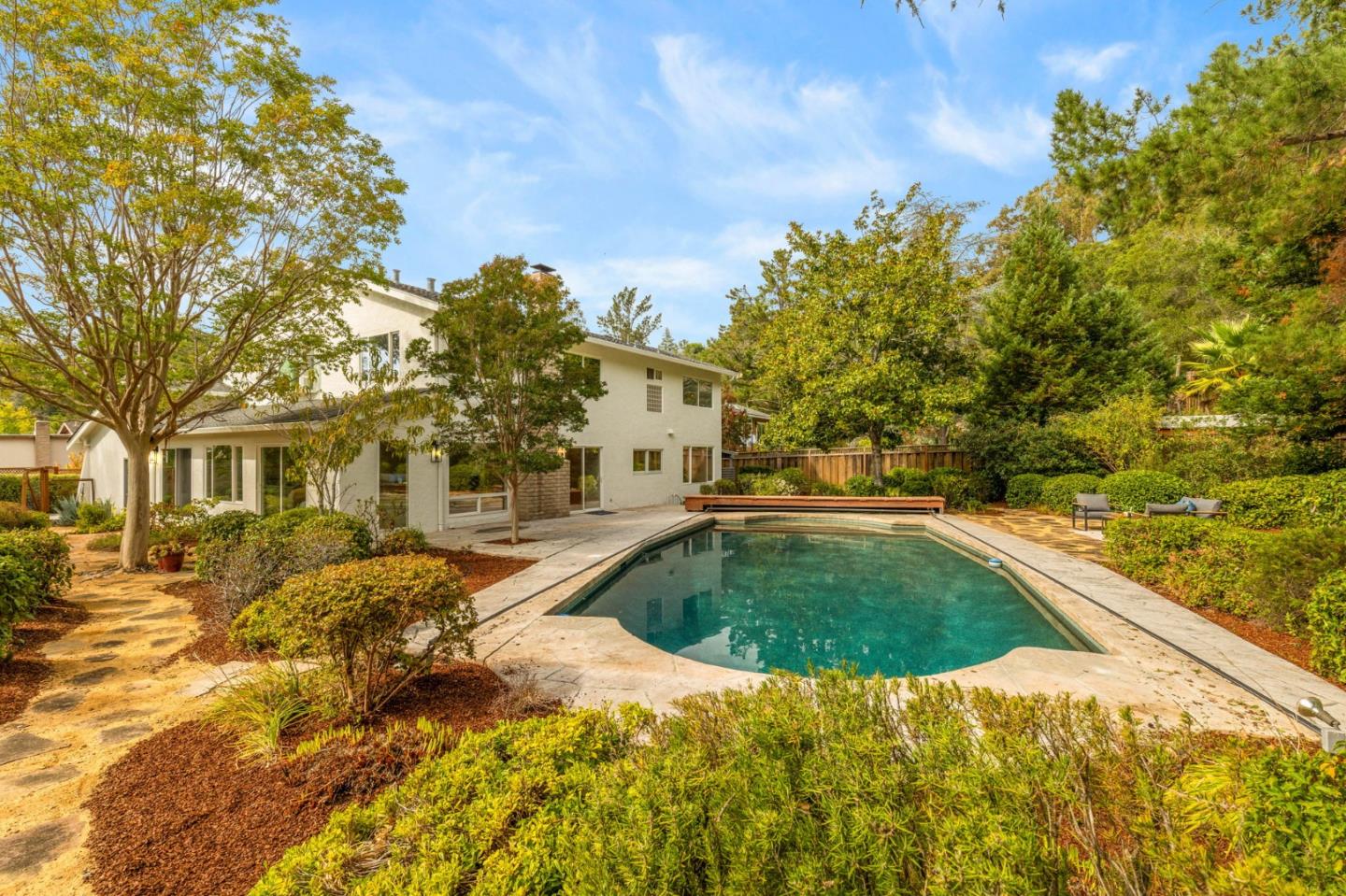 115 Crestview Court