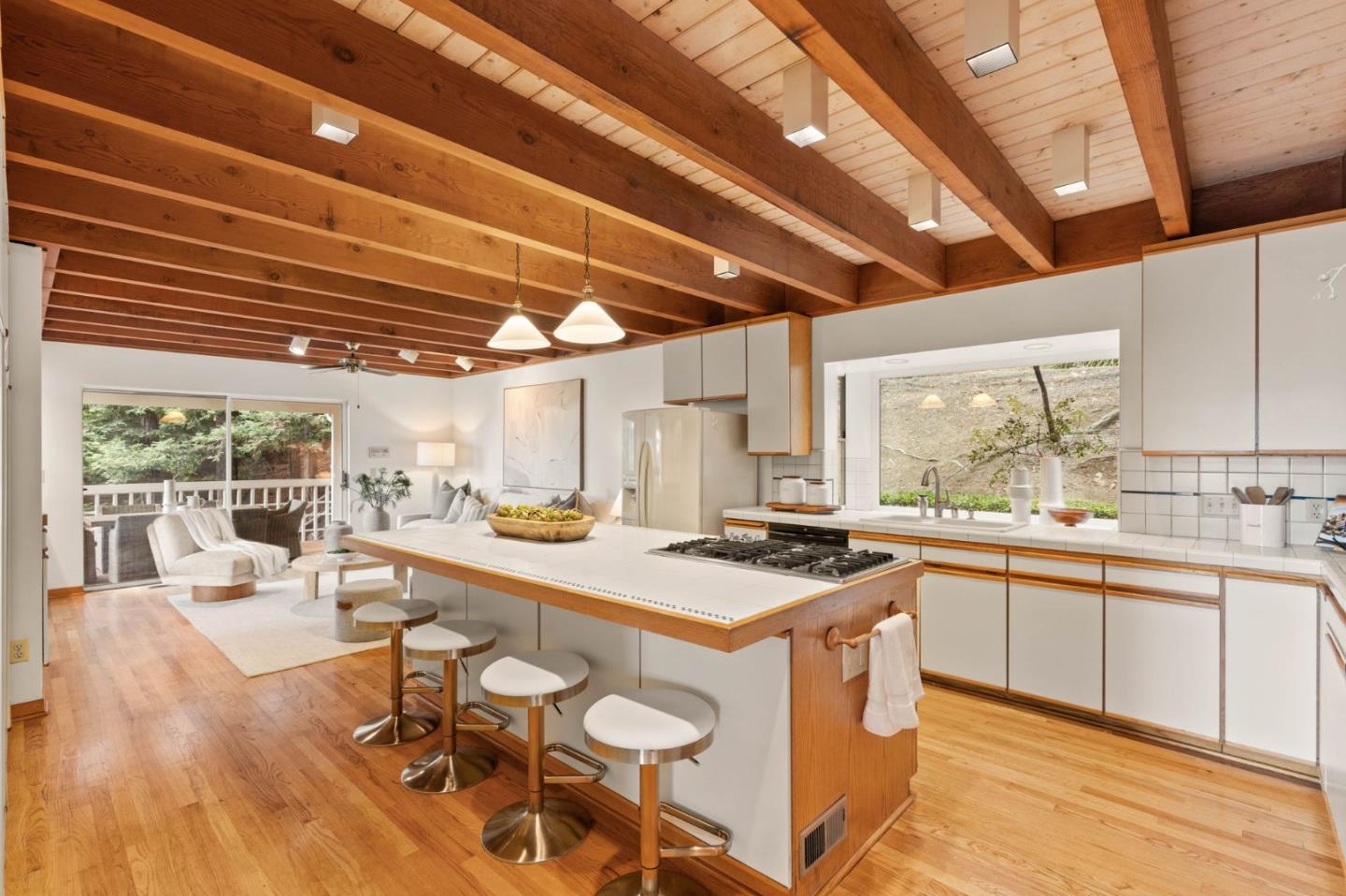 28 Kirkwood Way