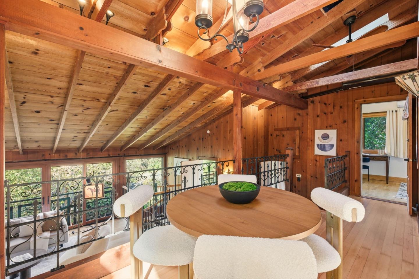 3451 Oak Knoll Drive