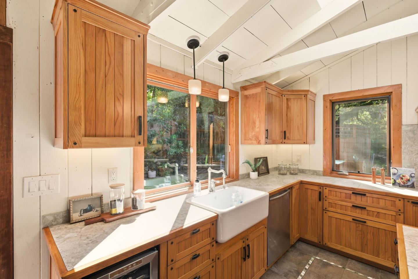 3451 Oak Knoll Drive