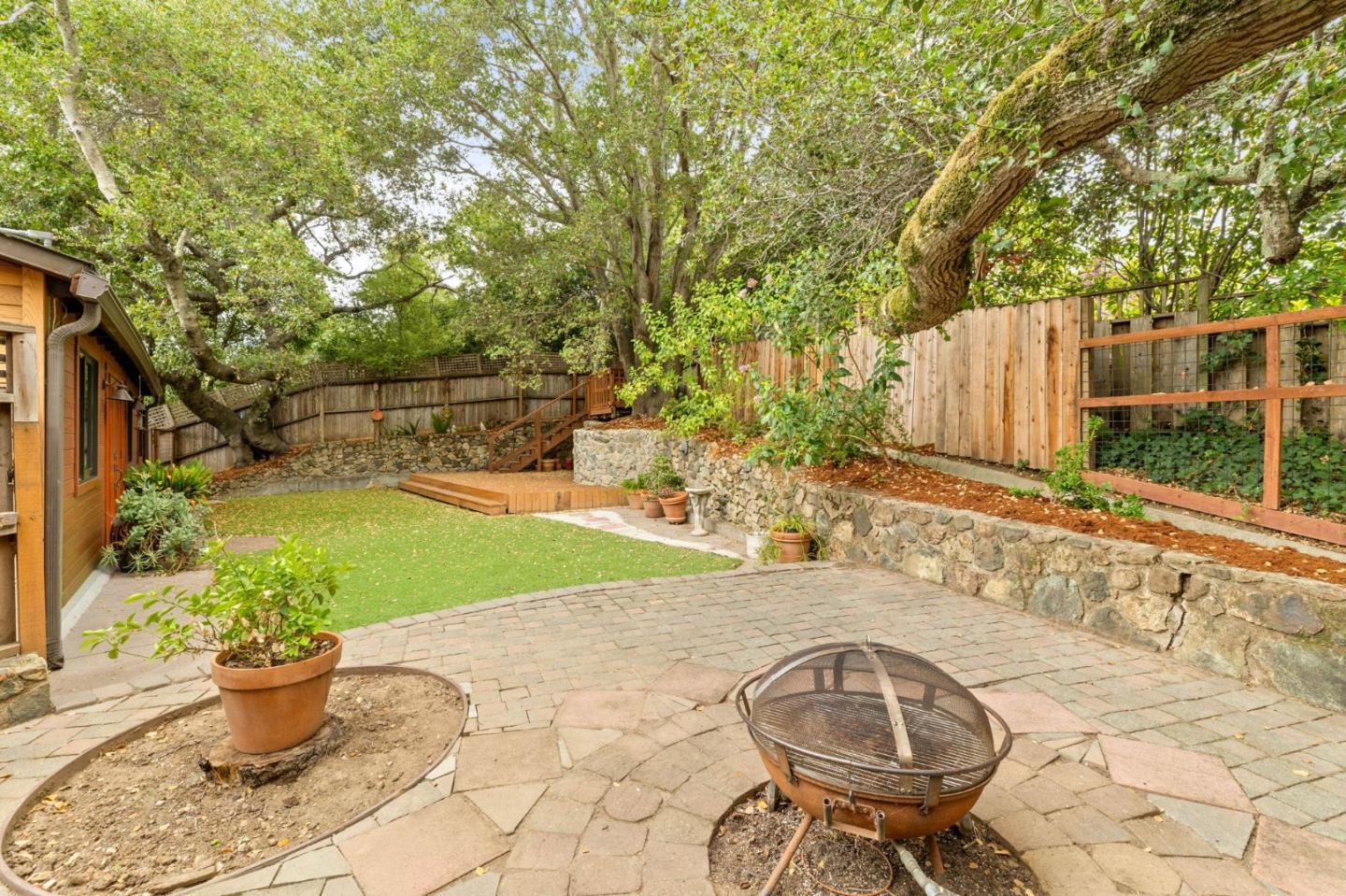 3451 Oak Knoll Drive